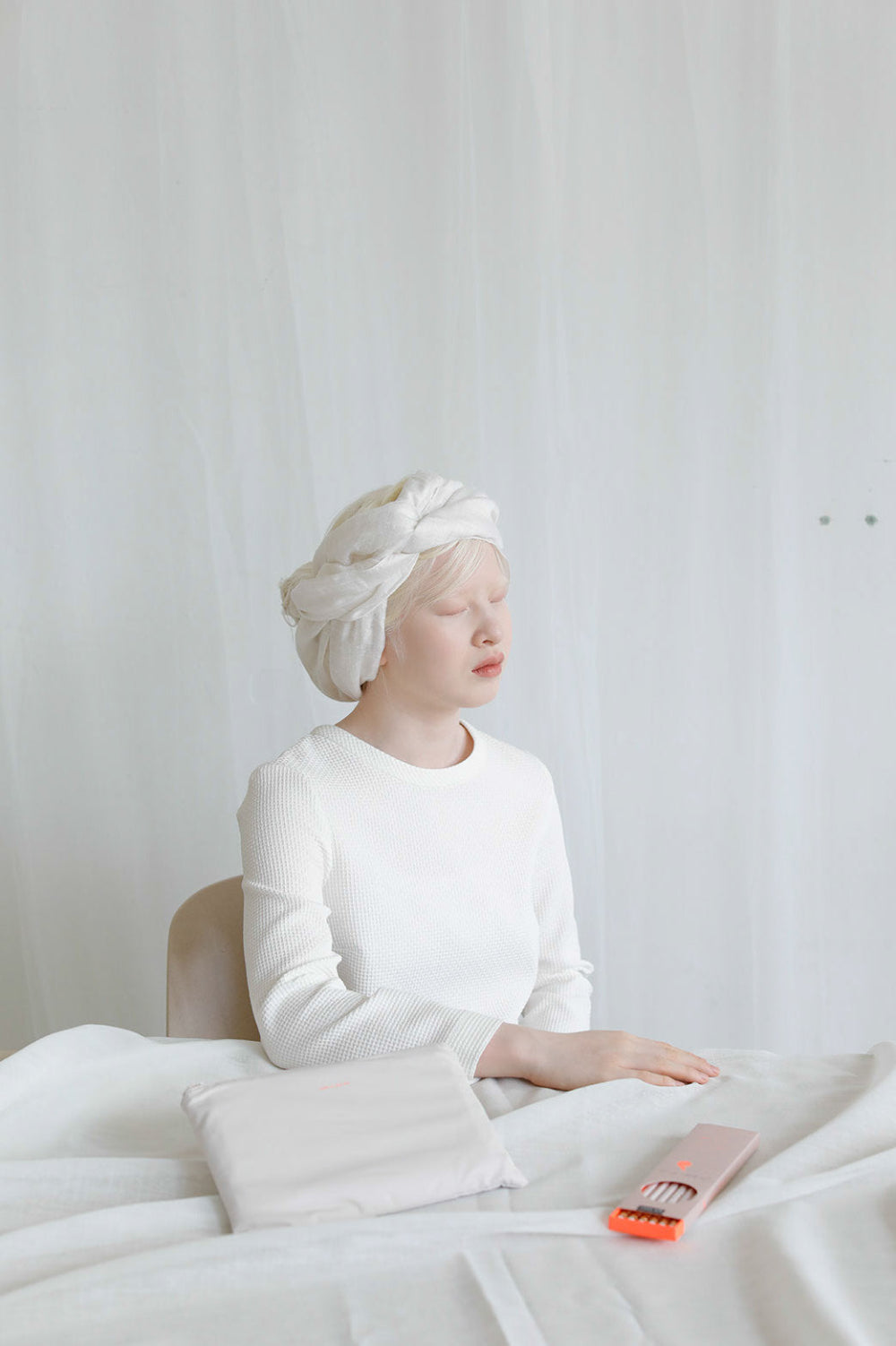 Pencils, I'll be me , Tinne+Mia, mit Model